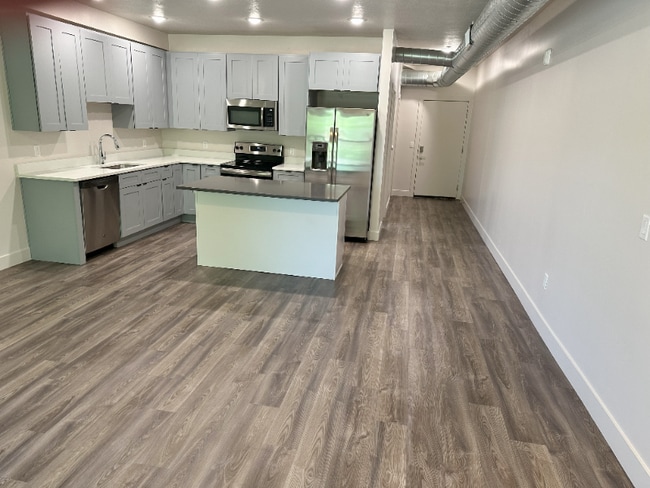 606 W North Temple St in Salt Lake City, UT - Building Photo - Building Photo