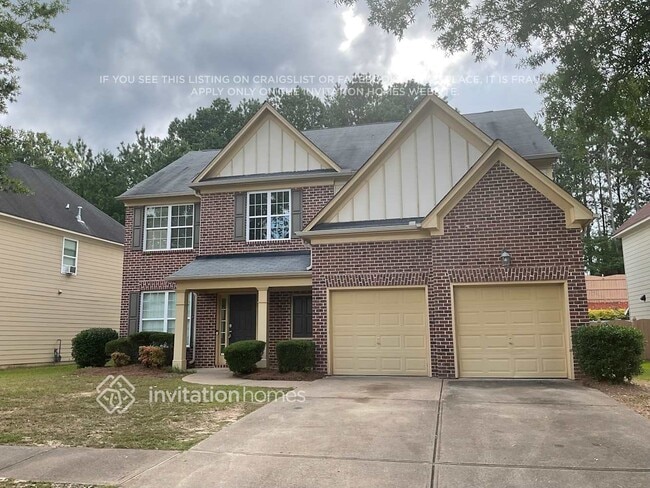property at 610 Simonton Crest Dr SE