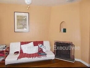 1220 N Olsen Ave in Tucson, AZ - Building Photo - Building Photo