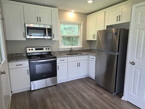 7426 Bellehaven Dr in Gloucester Point, VA - Building Photo - Building Photo