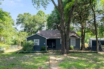 140 Lynn Creek Dr in Mabank, TX - Building Photo - Building Photo