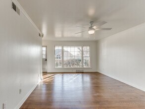 9417 Mahler Pl in The Village, OK - Building Photo - Building Photo