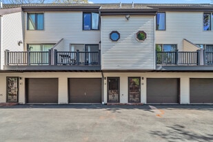 23 Compton St, Unit 9 in New Haven, CT - Building Photo