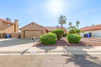 15824 N 57th St in Scottsdale, AZ - Building Photo - Building Photo