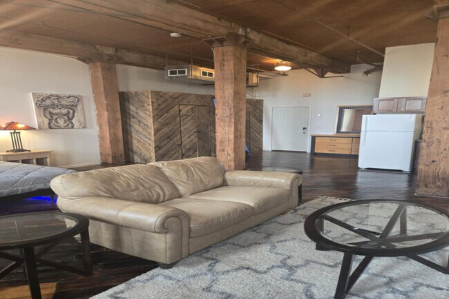 227 Iron St in Detroit, MI - Building Photo - Building Photo