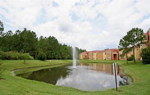 Overlook at Monroe in Sanford, FL - Foto de edificio - Building Photo