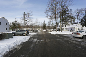 Salmon Falls Estates in Rochester, NH - Building Photo - Building Photo