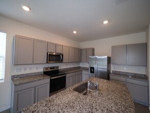 1738 Woodleaf Hammock Ct in Bradenton, FL - Building Photo - Building Photo