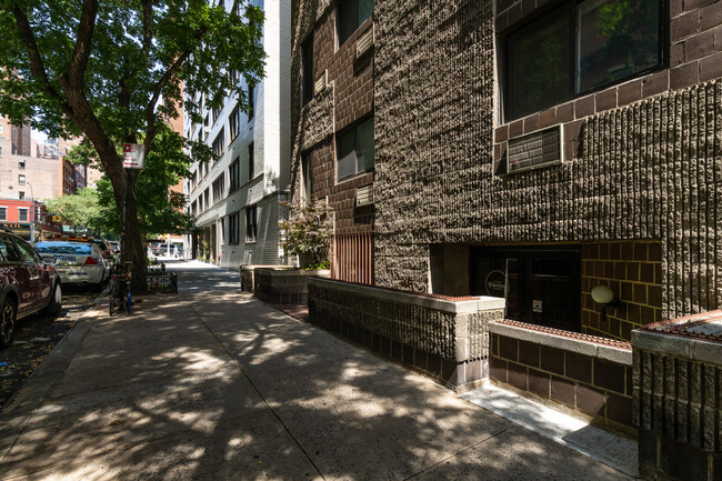 Little Gramercy in New York, NY - Building Photo - Building Photo