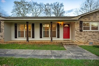 2802 Evans Dr in Dothan, AL - Building Photo - Building Photo