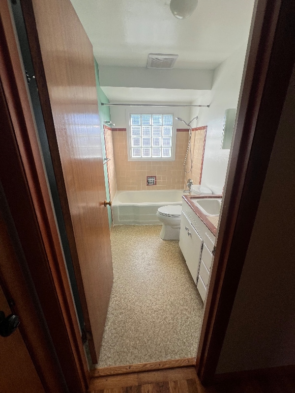 2344 N Winnifred St in Tacoma, WA - Building Photo - Building Photo