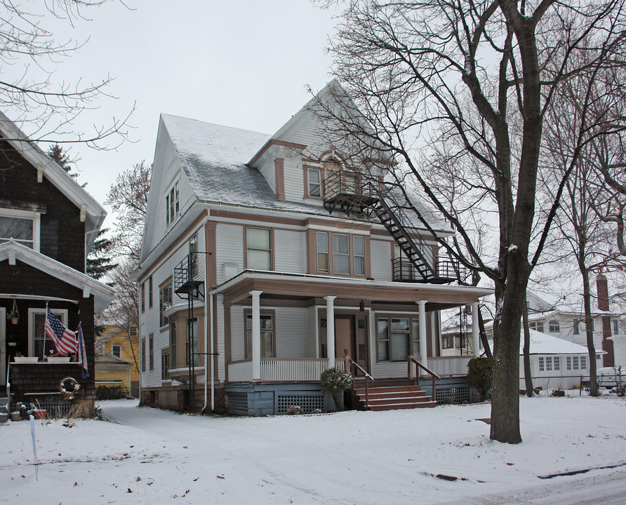 27 Hancock St in Rochester, NY - Building Photo