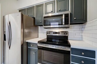 1608 Bonnie Brae St in Houston, TX - Building Photo - Building Photo