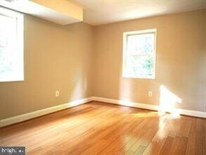 4724 Benning Rd SE-Unit -302 in Washington, DC - Building Photo - Building Photo