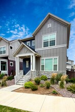 75 N Raven Mine Dr in Colorado Springs, CO - Building Photo - Building Photo