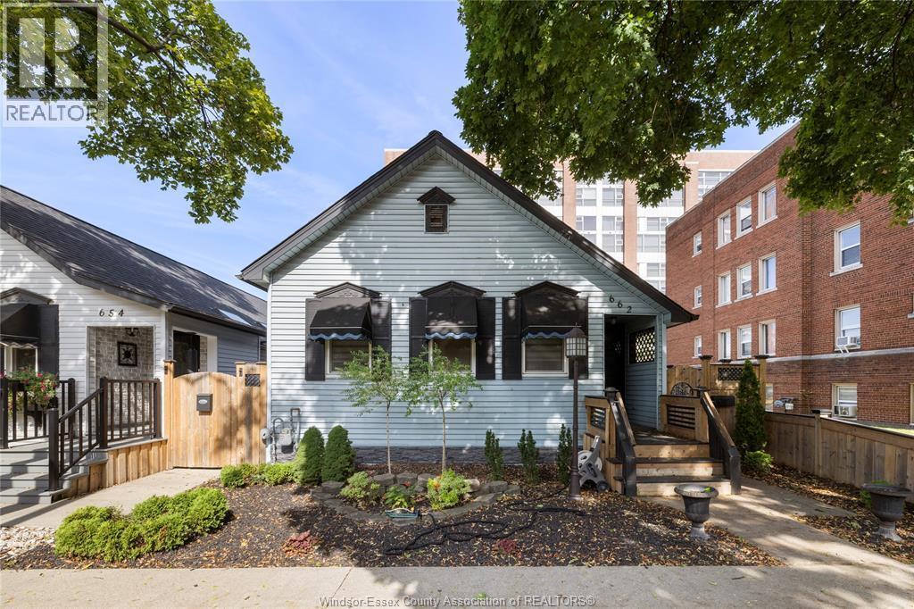 662 Argyle Rd in Windsor, ON - Building Photo