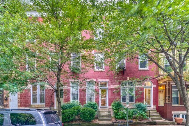 2724 Maryland Ave in Baltimore, MD - Building Photo - Building Photo