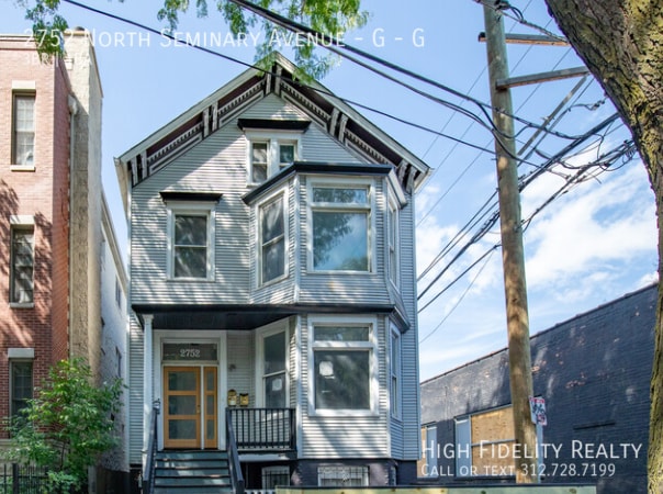 property at 2752 N Seminary Ave