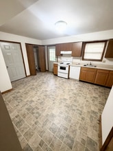 18 Vosburgh Rd in Mechanicville, NY - Building Photo - Building Photo