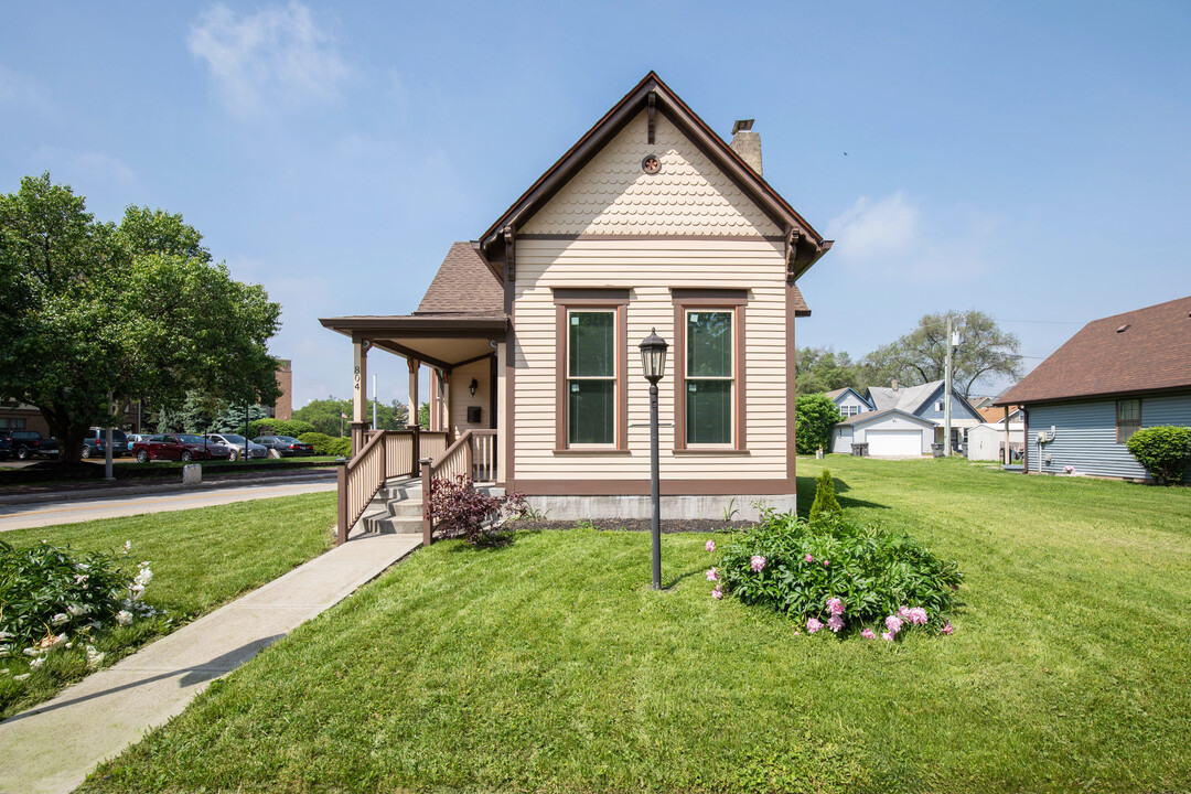 804 N California St in Indianapolis, IN - Building Photo