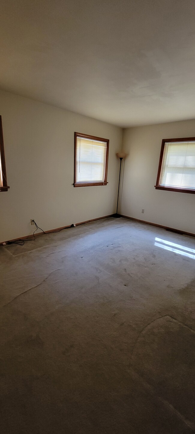 5504 Columbus Ave, Unit lowerapt in Sandusky, OH - Foto de edificio - Building Photo