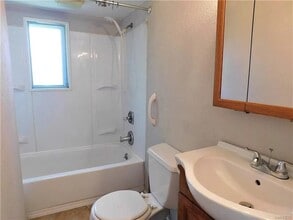 395 Davey St, Unit Upper in Buffalo, NY - Foto de edificio - Building Photo