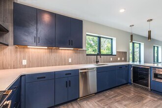 3 Walker St in Kittery, ME - Building Photo - Building Photo