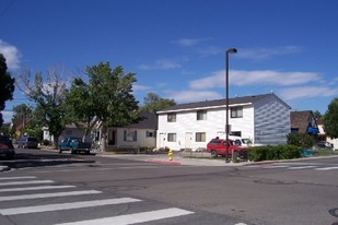 312 16th St Apartments