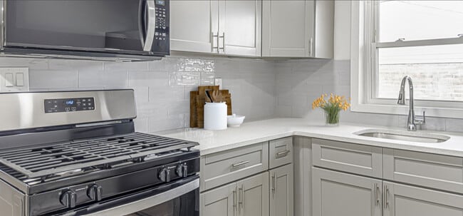 Hamilton Court Apartments