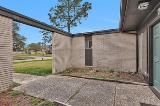 7814 Moonmist Dr in Houston, TX - Building Photo - Building Photo