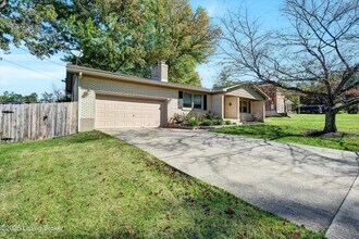 7405 Ridan Way in Louisville, KY - Building Photo - Building Photo