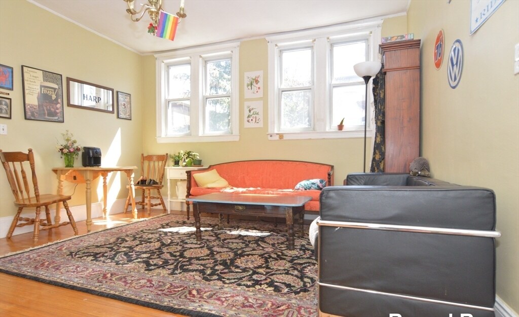 3 Melton Rd in Boston, MA - Building Photo