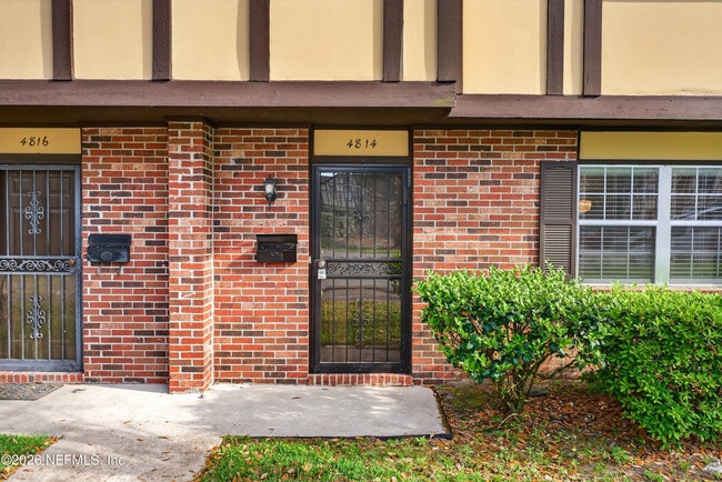 property at 4814 Windrush Ln