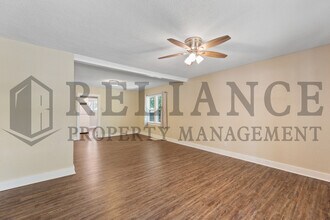 221 N Walnut St in Wichita, KS - Building Photo - Building Photo