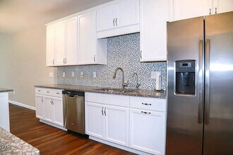 201 Gulley Glen Dr in Garner, NC - Building Photo - Building Photo