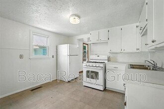 228 N Donald Ave in El Reno, OK - Foto de edificio - Building Photo