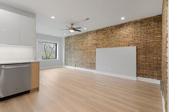 1558 W Juneway Terrace in Chicago, IL - Building Photo - Building Photo