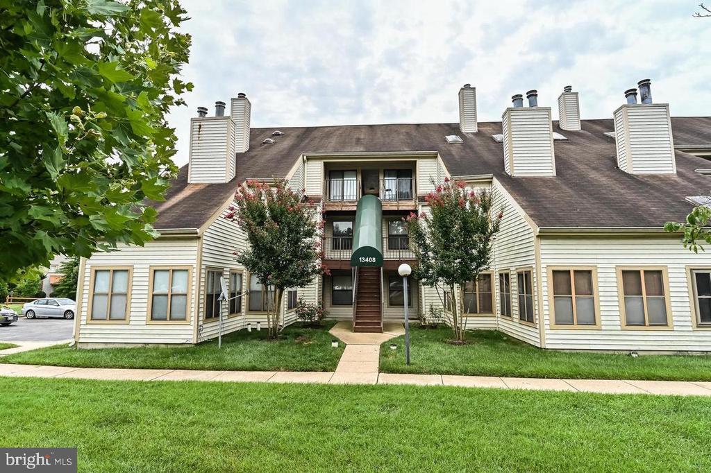 13408 Shady Knoll Dr in Silver Spring, MD - Building Photo