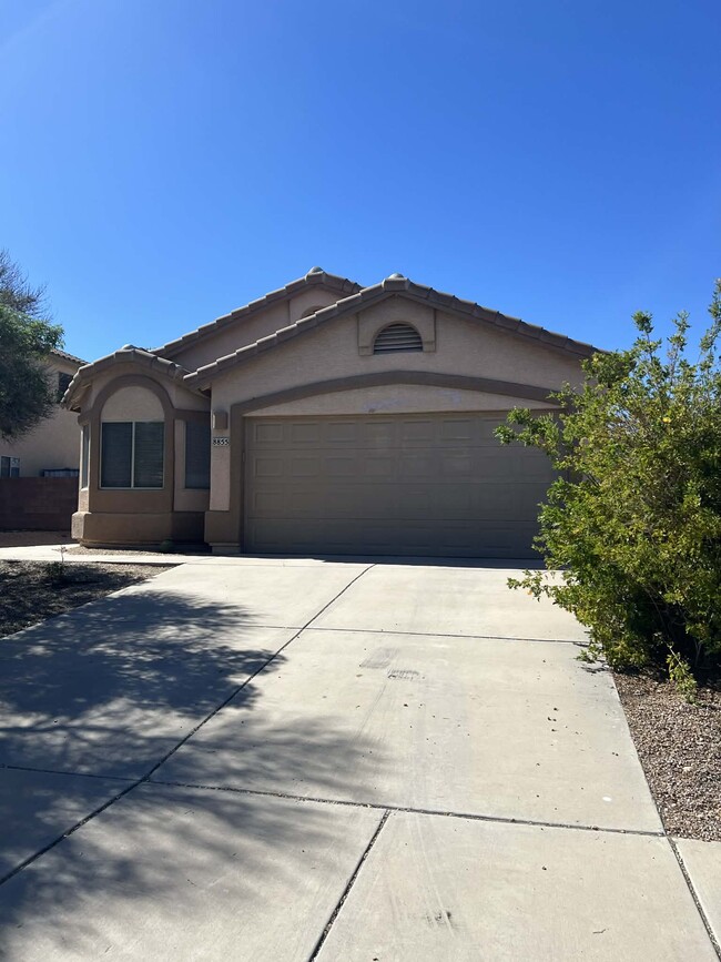 property at 8855 N Moonfire Dr