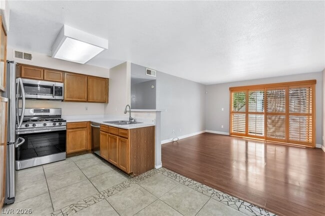 property at 3125 Casey Dr