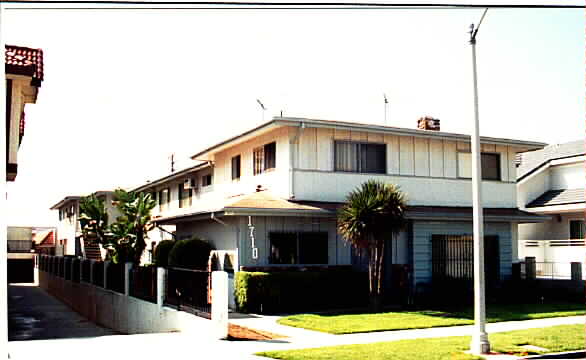 1710 Vine St in Alhambra, CA - Building Photo