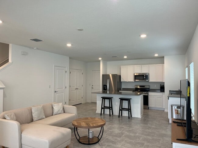 7067 Sienna Oak Aly in Orlando, FL - Building Photo - Building Photo