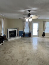 3368 Two Sisters Way in Pensacola, FL - Foto de edificio - Building Photo