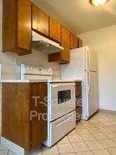 5804 Hwy Pl in Everett, WA - Building Photo - Building Photo