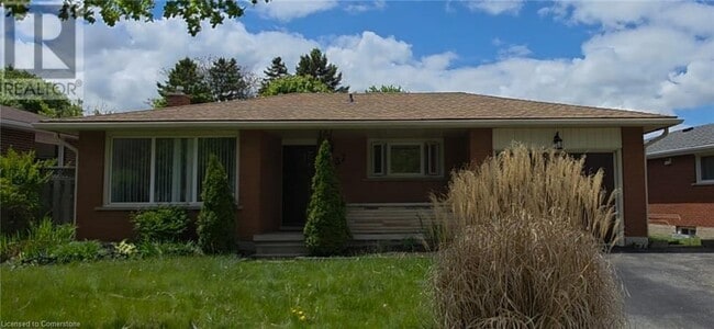 property at 37 Montcalm Dr