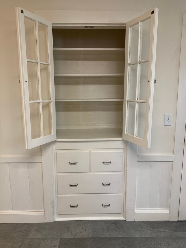 22 Rantoul St, Unit 1 in Beverly, MA - Foto de edificio - Building Photo