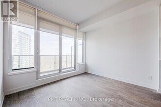 1928-1928 Lake Shore Blvd W in Toronto, ON - Building Photo - Building Photo