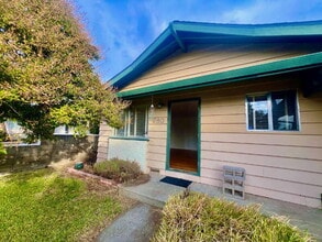 280 Markham Ave in Vacaville, CA - Building Photo - Building Photo