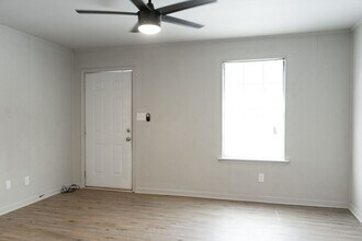 2009 Broad St in Augusta, GA - Building Photo - Building Photo