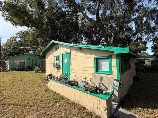 6212 Missouri Ave in New Port Richey, FL - Building Photo - Building Photo